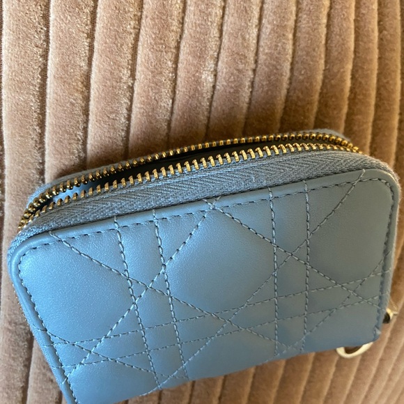 Lady Dior Voyageur Small Coin Purse Cloud Blue - Picture 13 of 16